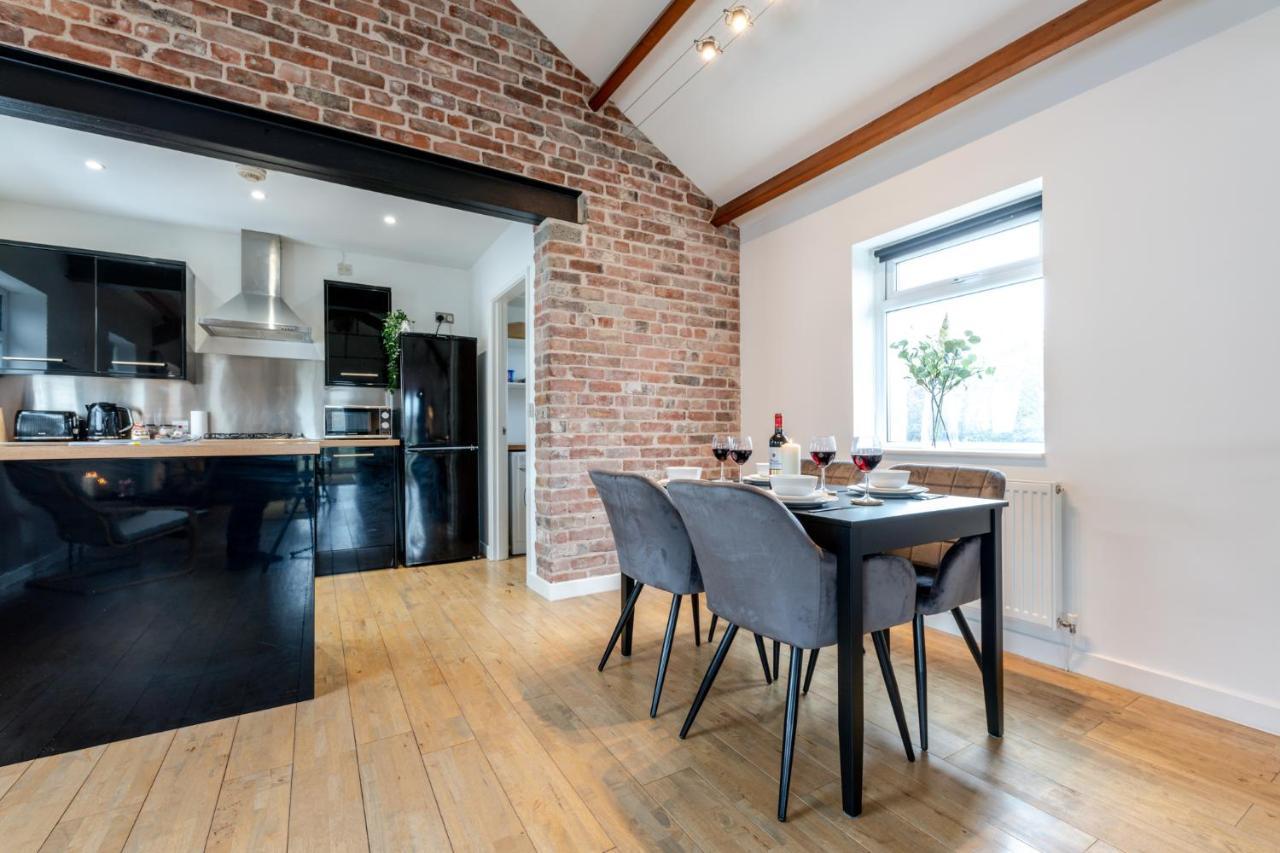 Stayright- 2 Bedroom House, Centrally Located & Close Walk To City Centre Cardiff Exterior foto